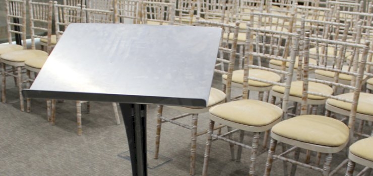What Is It About Chiavari Chairs?